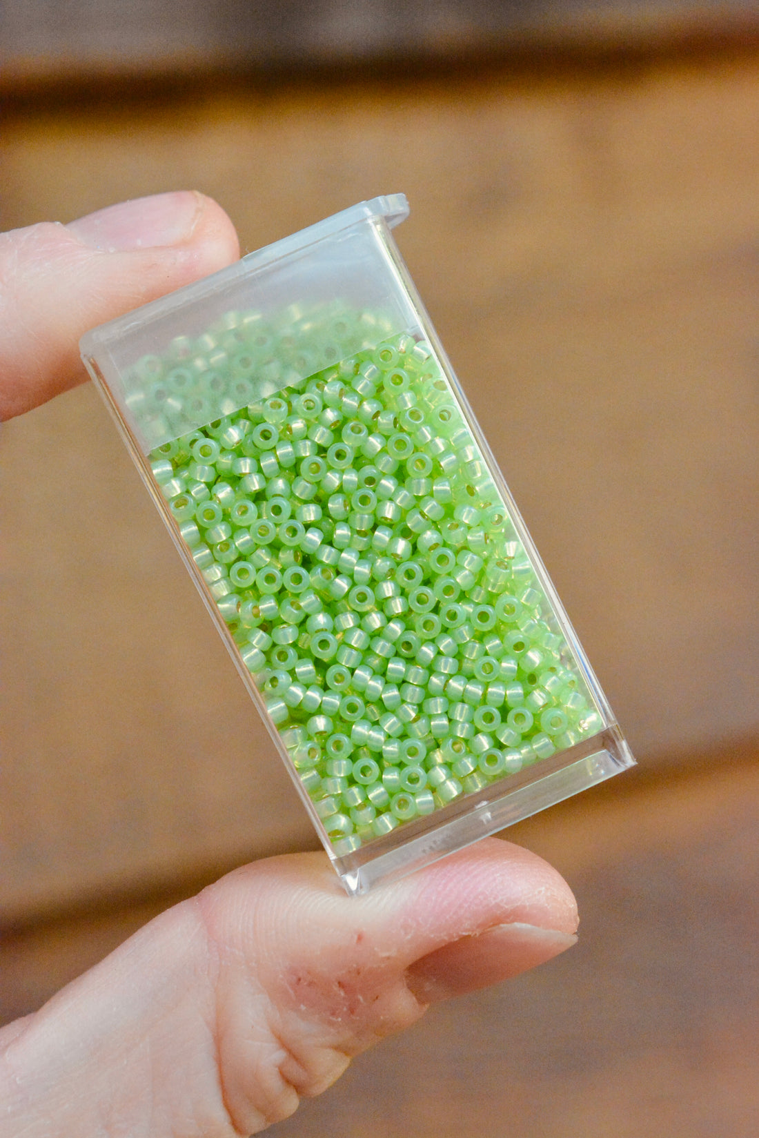 11/0 Lime Opal