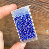 11/0 Silverlined Cobalt AB