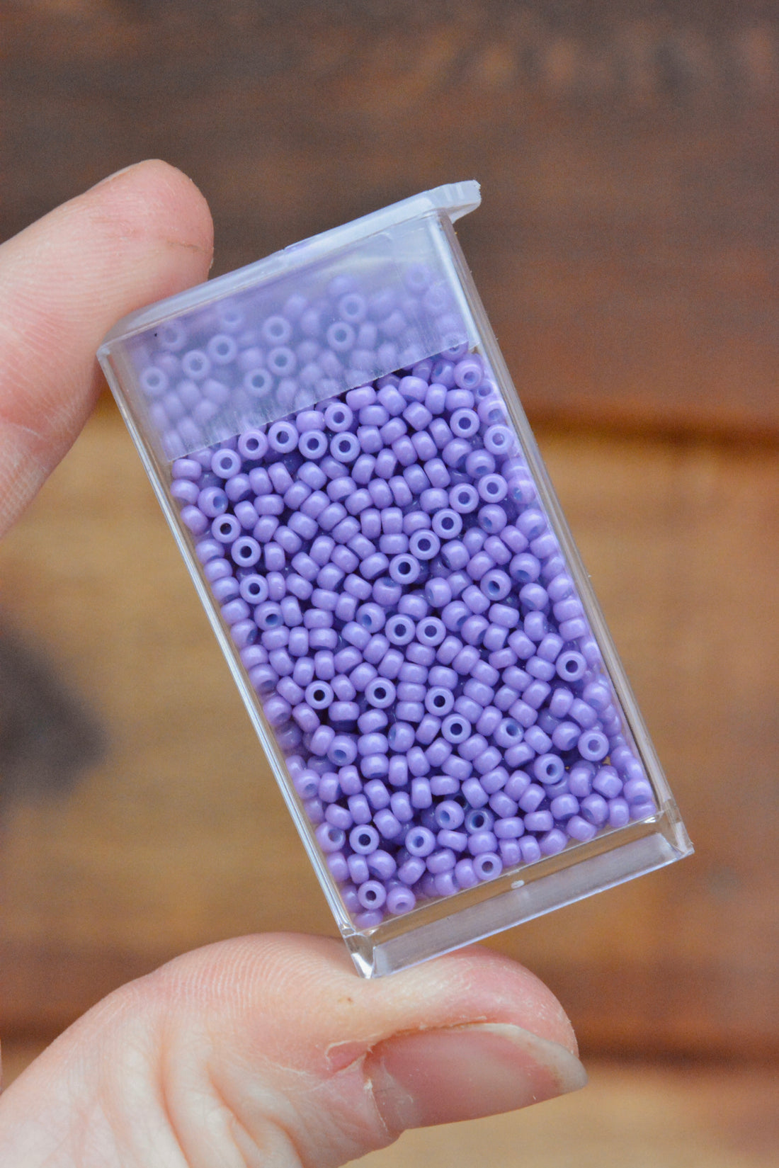 11/0 Duracoat Opaque Crocus
