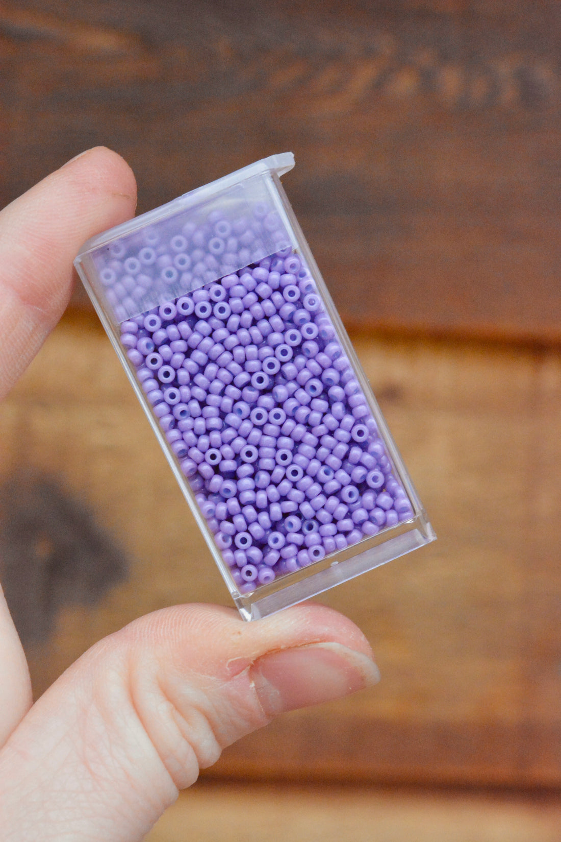 11/0 Duracoat Opaque Crocus