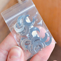 Crescent Moons (20pc) - Silver