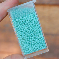 11/0 Duracoat Opaque Catalina